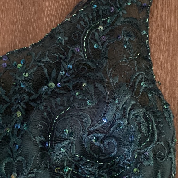 Prom dress NWOT - Picture 2 of 6